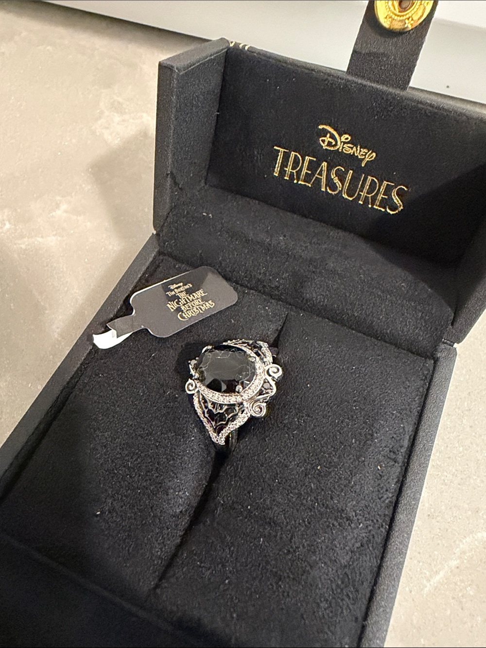 Kay jewelers Disney treasures nightmare before Christmas ring